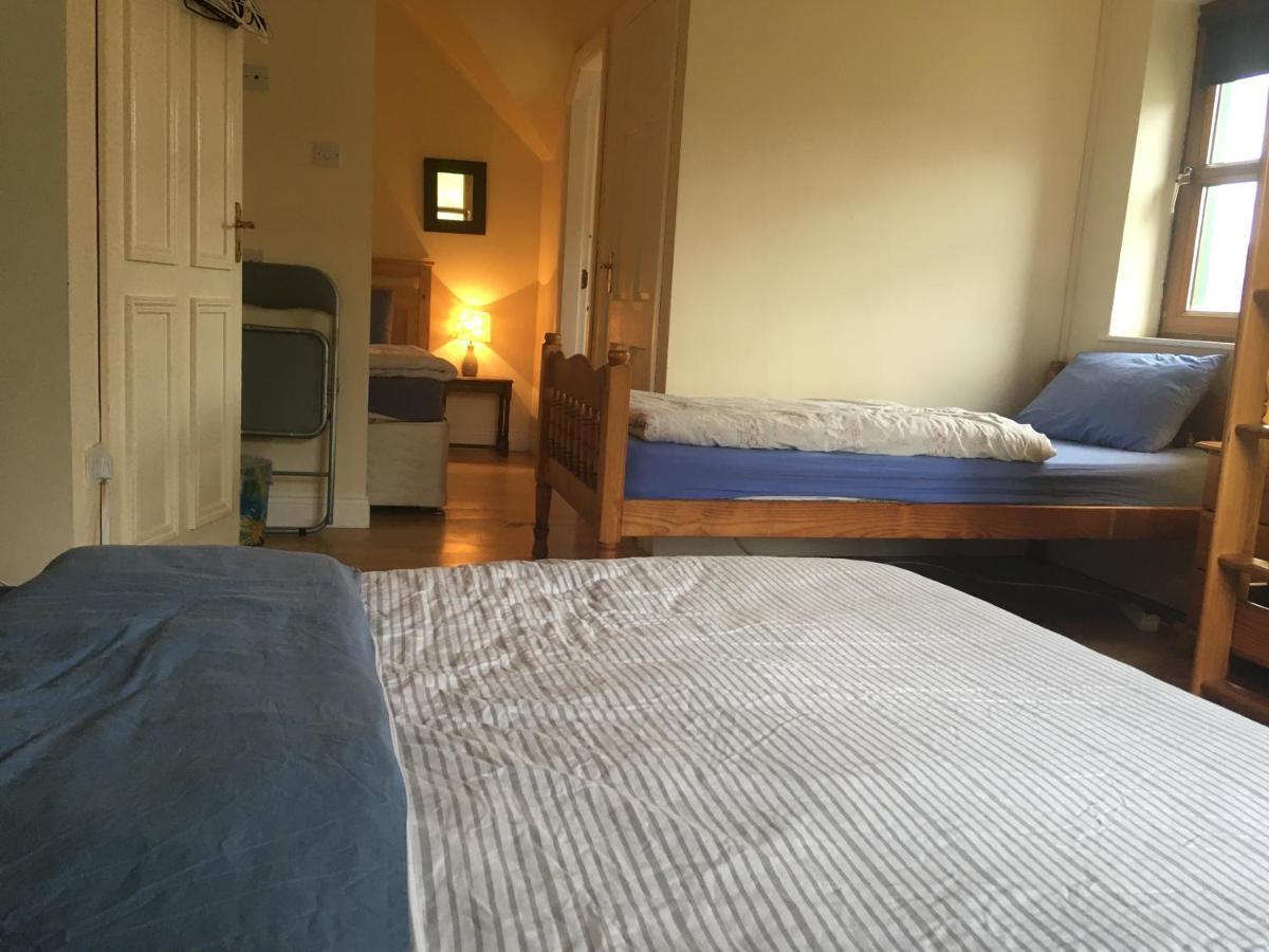 Mount Brandon Hostel Cloghane 外观 照片