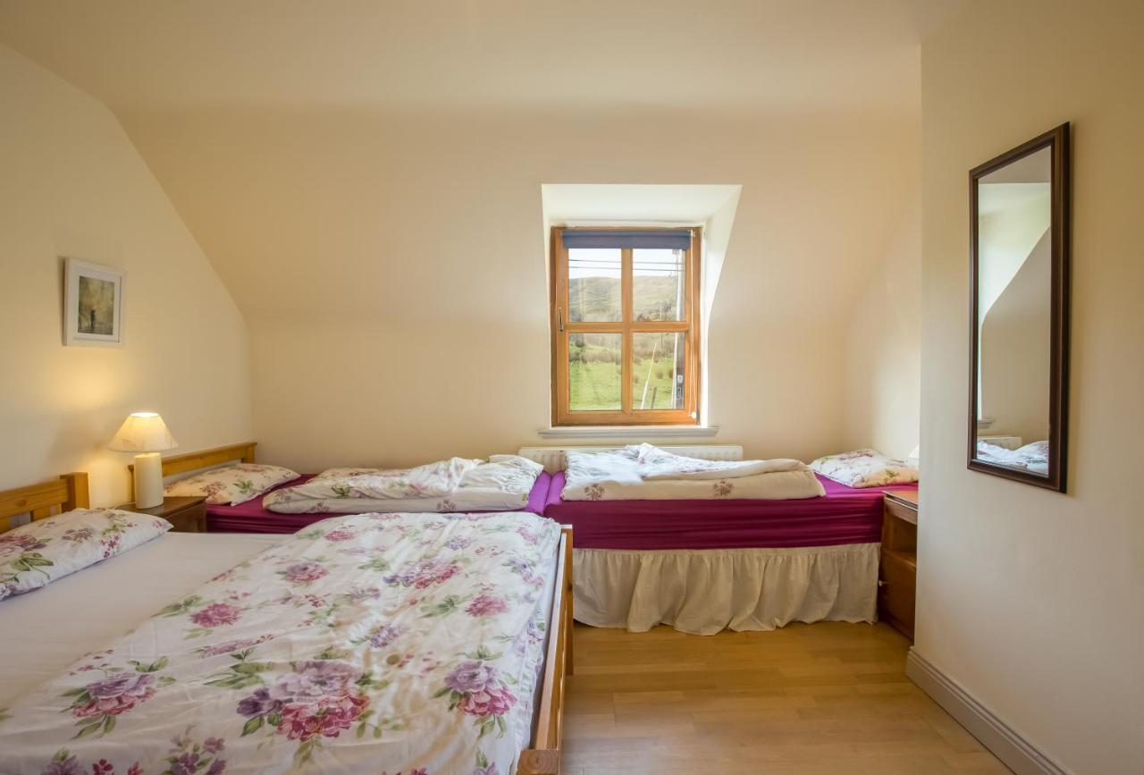 Mount Brandon Hostel Cloghane 外观 照片
